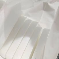 Sáp vi tinh thể - Iridi Việt Nam